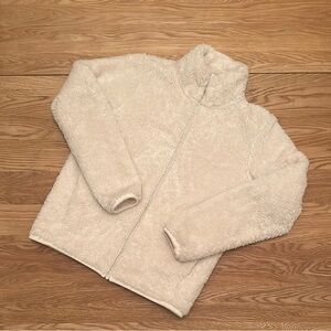 Uniqlo Cozy White Fleece Jacket